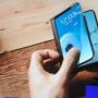 A Samsung levédette a hajlítható telefont