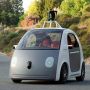 Se kormány, se fék: bemutatták az első Google-autót
